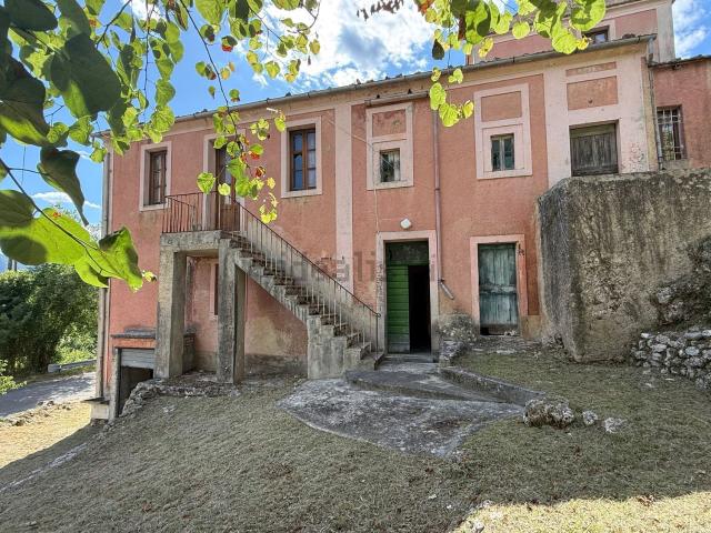 Villetta indipendente in vendita di 110 m² in Via Taccone, 16