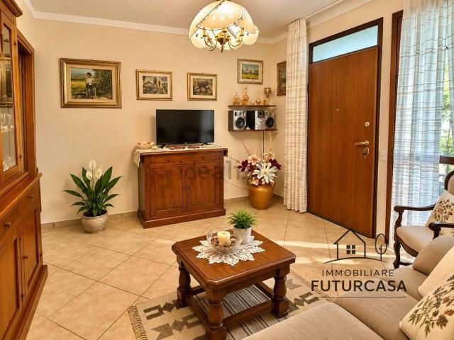 Villetta indipendente in vendita di 110 m² in Via Ulivi