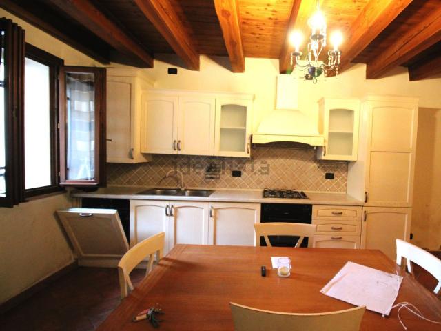 Villetta indipendente in vendita di 110 m² in Vicolo Cieco Antonio Fogazzaro, 10