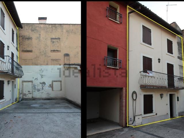 Villetta indipendente in vendita di 110 m² in Vicolo Cieco Antonio Fogazzaro, 10