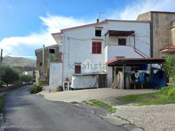 Villetta indipendente in vendita di 110 m² in Frazione Bagnoli, 60