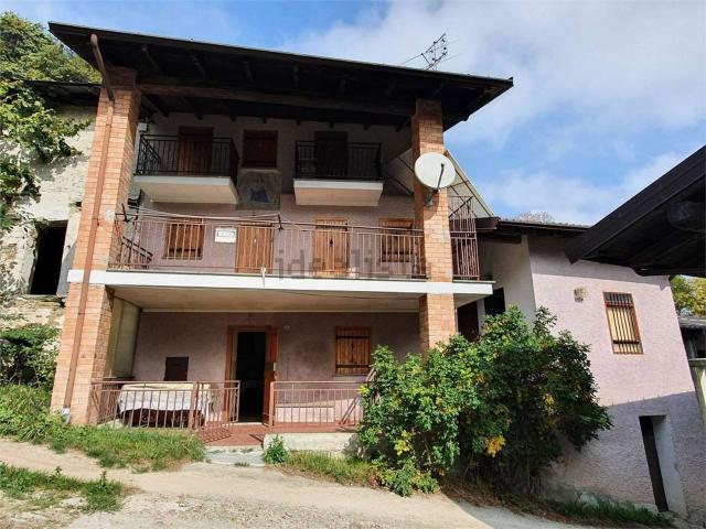 Villetta indipendente in vendita di 110 m² in Frazione Goeri
