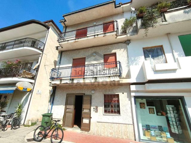 Villetta indipendente in vendita di 110 m² in Piazza Umberto I, 19