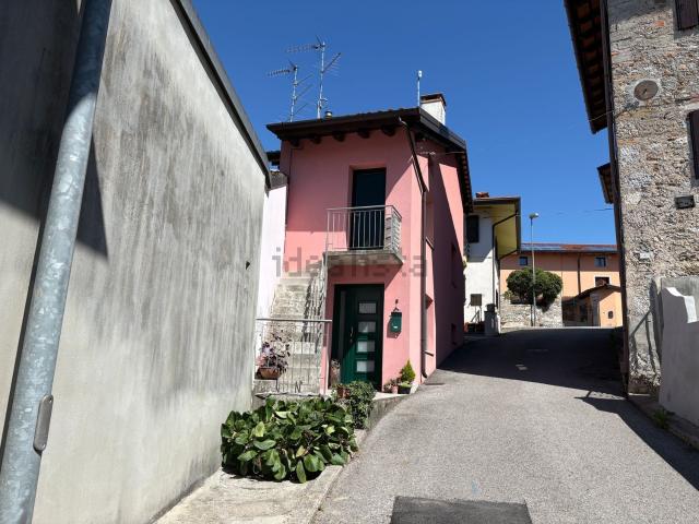 Villetta indipendente in vendita di 111 m² in Via de Cicule, 5
