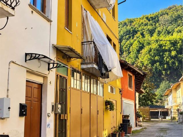 Villetta indipendente in vendita di 111 m² in Via Pesio, 43