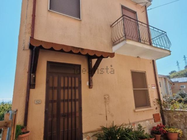 Villetta indipendente in vendita di 111 m² in Via Rosario, 11