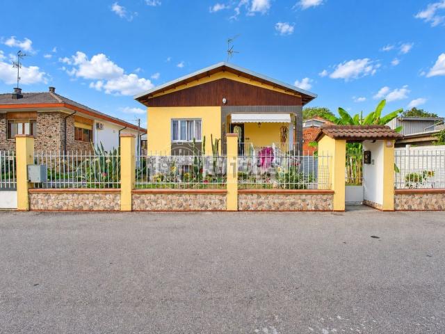 Villetta indipendente in vendita di 112 m²