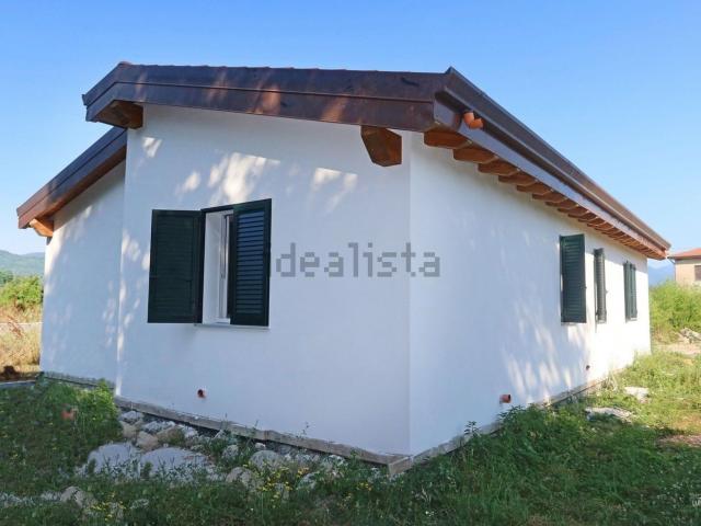 Villetta indipendente in vendita di 112 m² in Via dei Martiri, 52