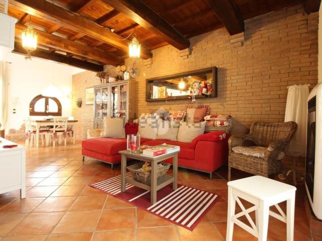 Villetta indipendente in vendita di 112 m² in Via Larga, 4