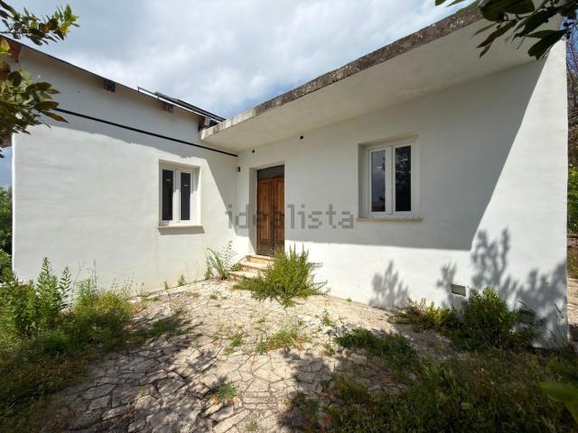Villetta indipendente in vendita di 112 m² in Vicolo Grotte Maria