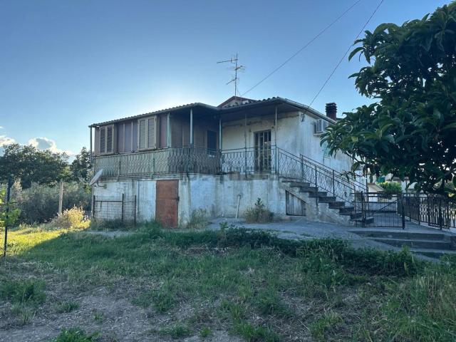 Villetta indipendente in vendita di 112 m² in Contrada Mampioppo, 76