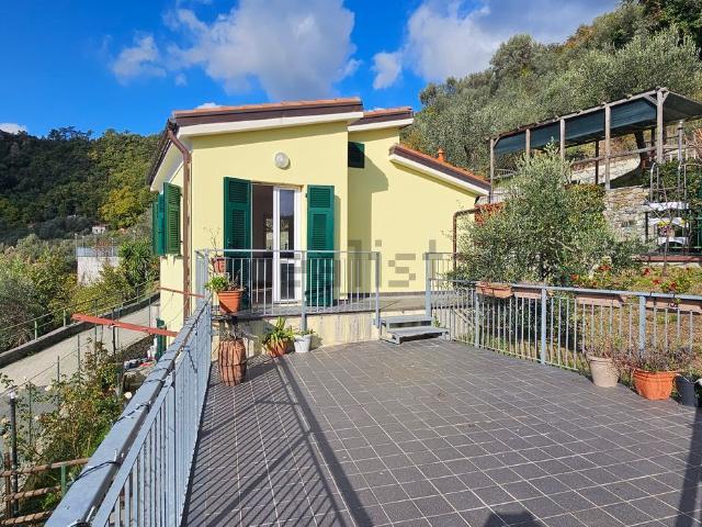 Villetta indipendente in vendita di 112 m² in Località Casareggio