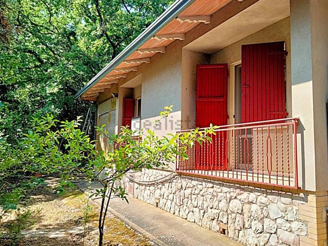 Villetta indipendente in vendita di 113 m² in Via Campo Tinarelli