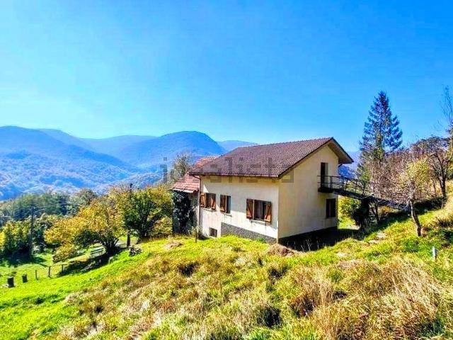 Villetta indipendente in vendita di 113 m² in Via Fossoni