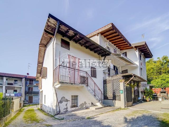 Villetta indipendente in vendita di 113 m² in Via Mora e Gibin