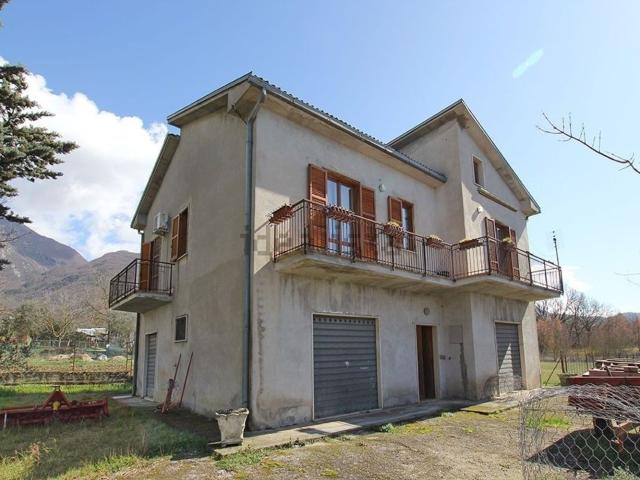 Villetta indipendente in vendita di 114 m²