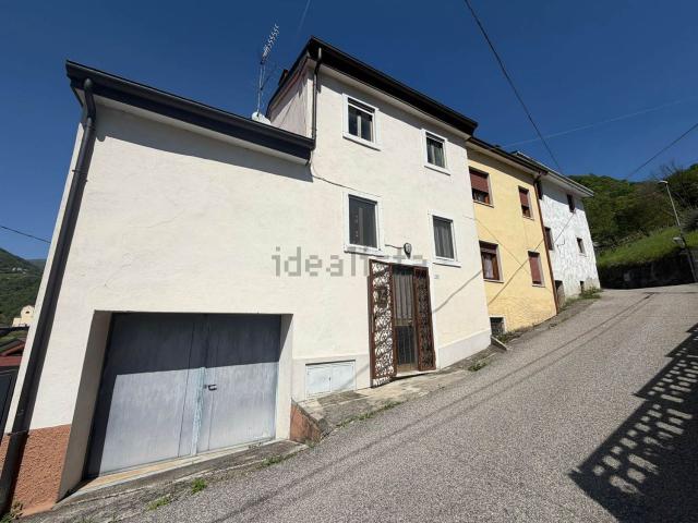 Villetta indipendente in vendita di 114 m² in Via Mozzi, 10