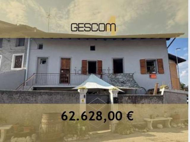 Villetta indipendente in vendita di 114 m² in Via Monte Grappa