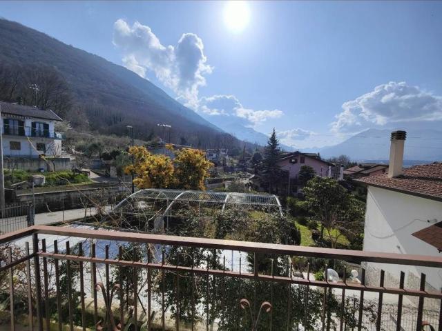 Villetta indipendente in vendita di 114 m² in Via S. Pietro, 12