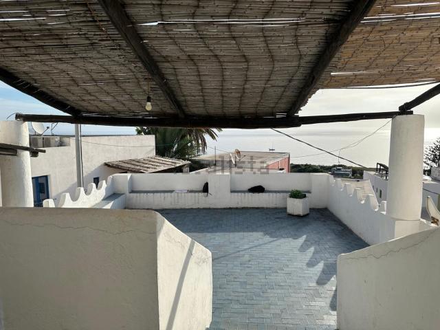 Villetta indipendente in vendita di 114 m² in Via Roma