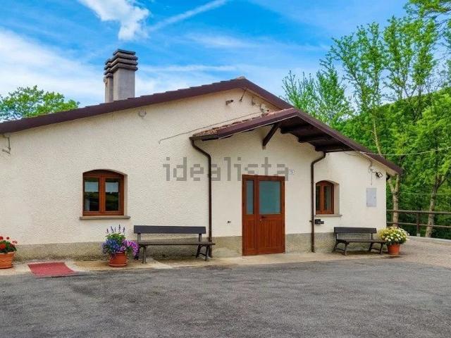 Villetta indipendente in vendita di 1158 m²