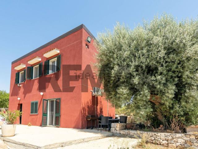 Villetta indipendente in vendita di 115 m² in Traversa Grotta Perciata