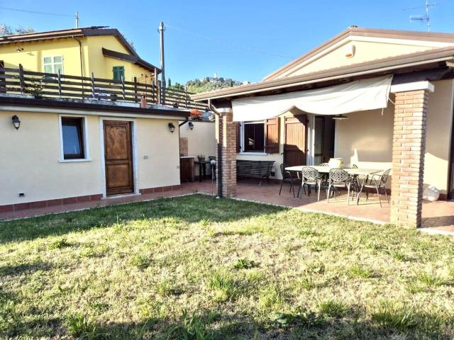 Villetta indipendente in vendita di 115 m² in Via Aldo Moro, 11