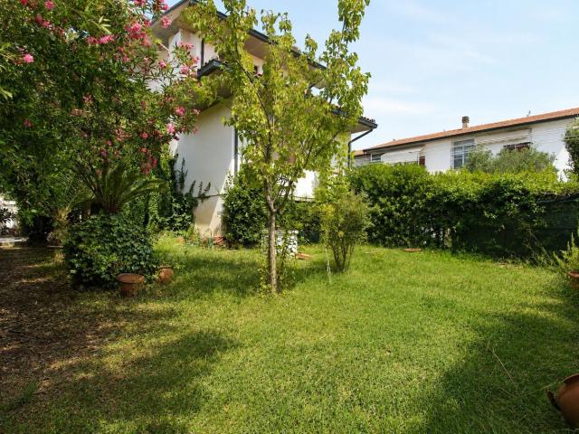 Villetta indipendente in vendita di 115 m² in Via Isola di Vulcano, 3