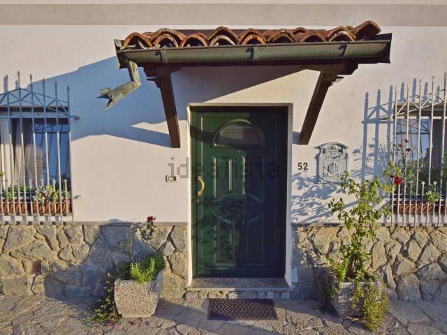 Villetta indipendente in vendita di 115 m² in Via Langhe, 52