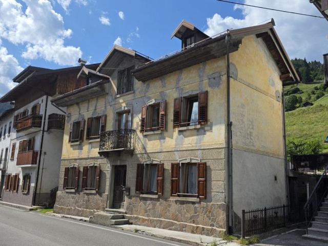 Villetta indipendente in vendita di 115 m² in Via Nazionale, 103