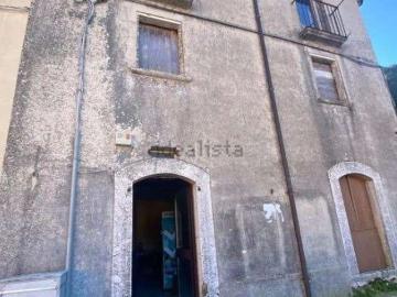 Villetta indipendente in vendita di 115 m² in Via Napoli