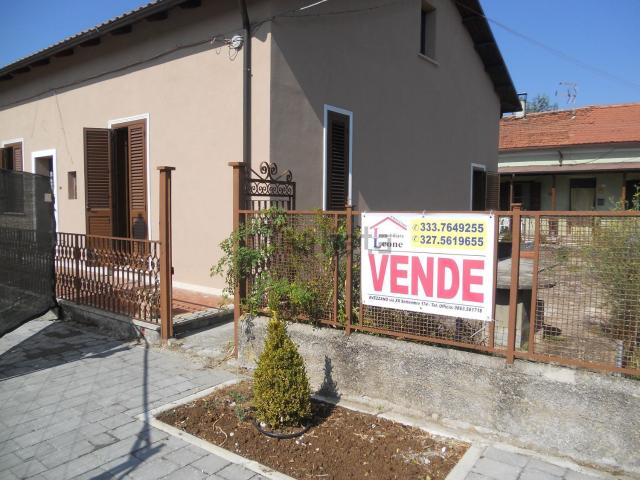 Villetta indipendente in vendita di 115 m² in Via Trieste, 1