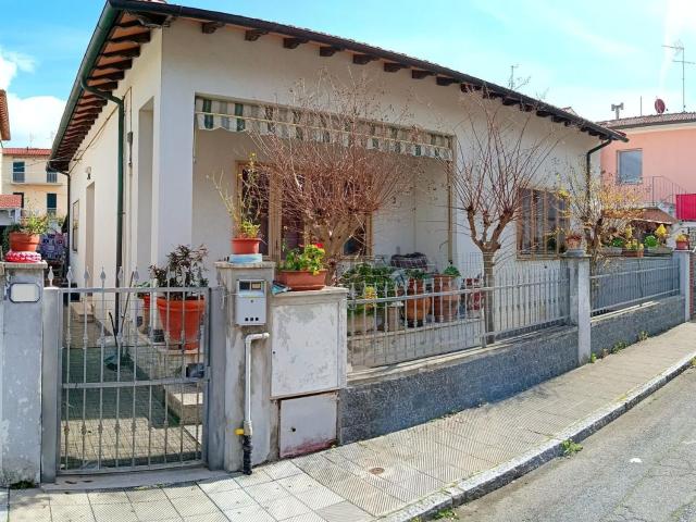 Villetta indipendente in vendita di 115 m² in Via XX Settembre