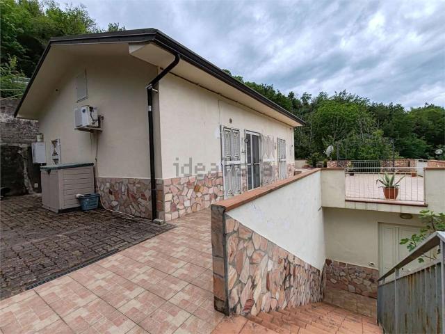 Villetta indipendente in vendita di 115 m² in Contrada Cacciola, 32