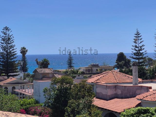 Villetta indipendente in vendita di 116 m² in Via Capri