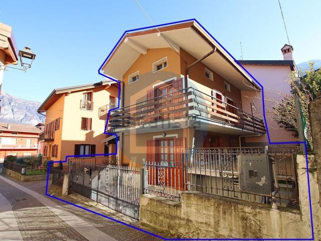 Villetta indipendente in vendita di 116 m² in Via Sicotti, 3