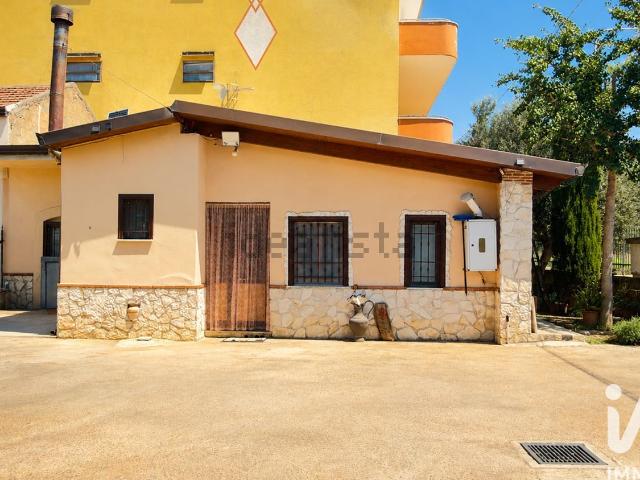 Villetta indipendente in vendita di 117 m² in Via Capitolo, 15