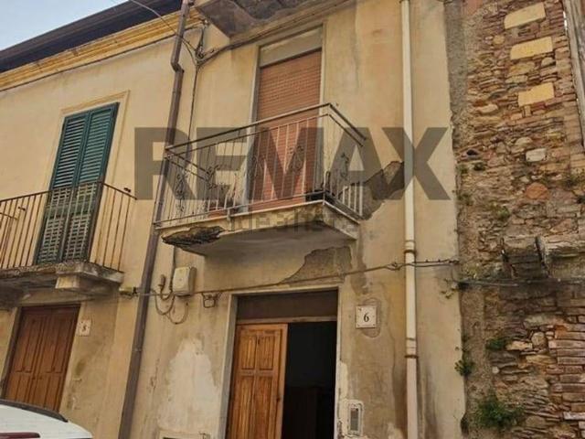 Villetta indipendente in vendita di 117 m² in Via Cappuccini, 6