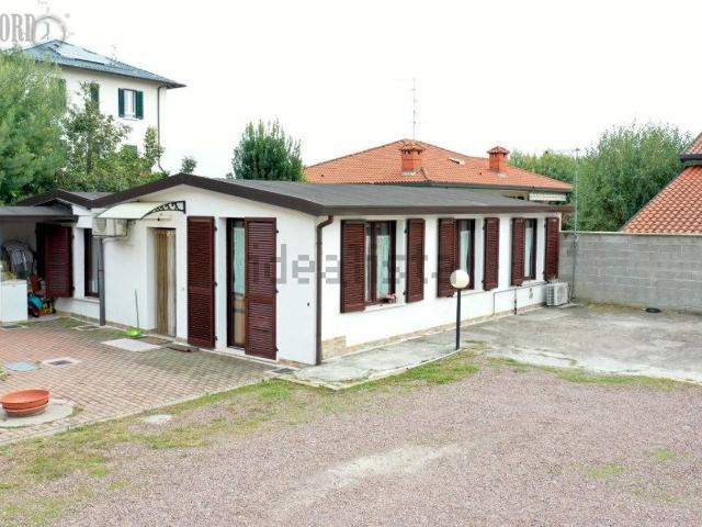 Villetta indipendente in vendita di 117 m² in Via Enrico Toti, 13