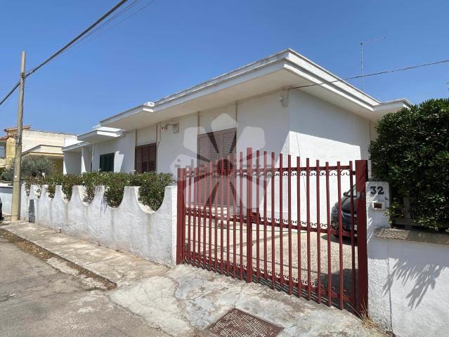Villetta indipendente in vendita di 117 m² in Via Petrocelli