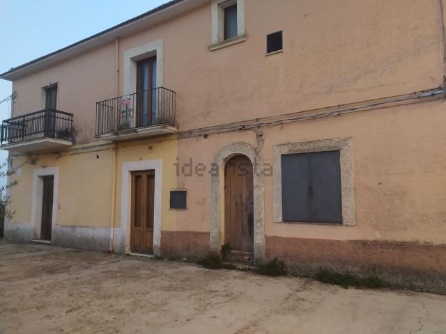 Villetta indipendente in vendita di 117 m² in Corso del Popolo, 36