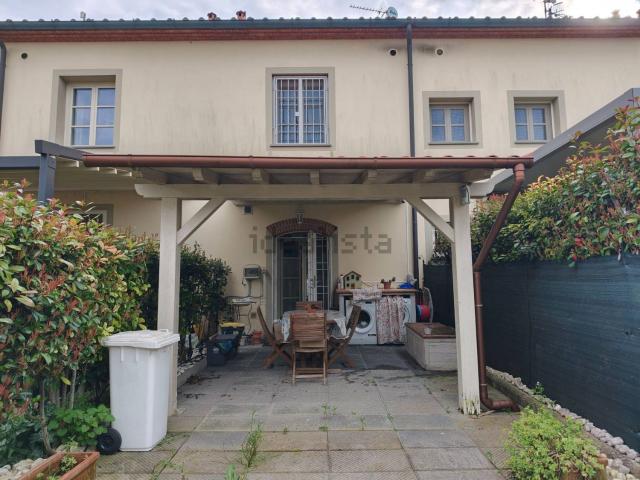 Villetta indipendente in vendita di 118 m² in Via Caiano