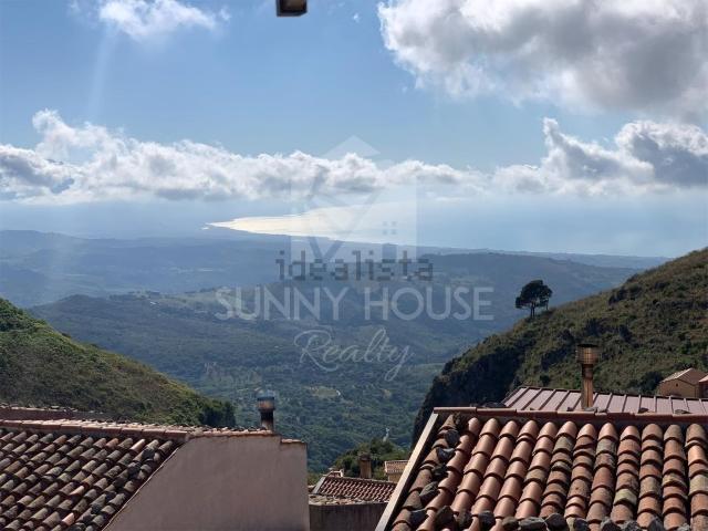 Villetta indipendente in vendita di 118 m² in Via Carrozza, 44