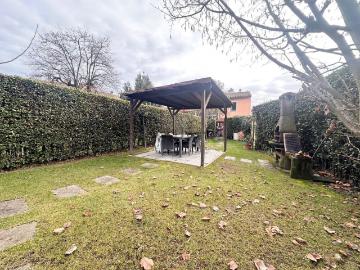 Villetta indipendente in vendita di 118 m² in Via del Ciliegio