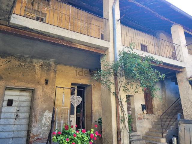 Villetta indipendente in vendita di 119 m² in Via Dante Alighieri