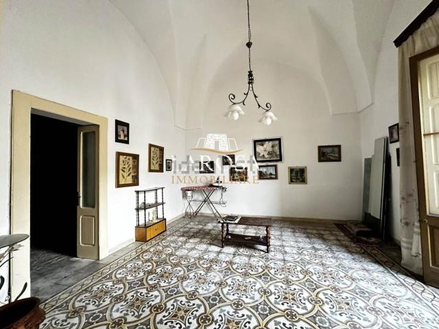 Villetta indipendente in vendita di 119 m² in Via F. Crispi, 38