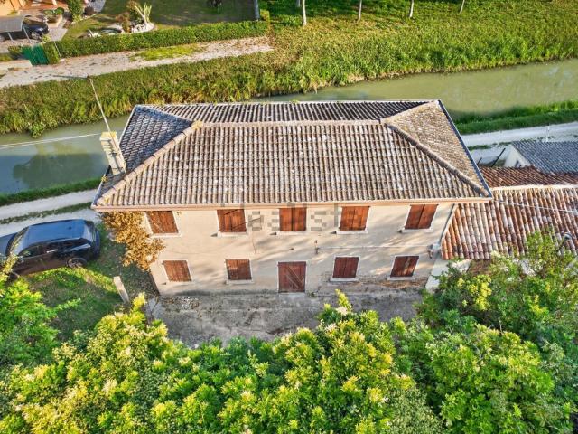Villetta indipendente in vendita di 87 m² in Via Giuseppe Garibaldi, 1