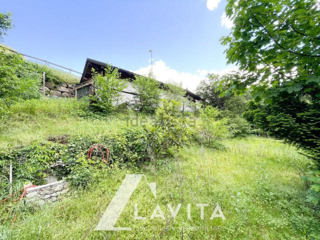 Villetta indipendente in vendita di 1200 m² in Via Colli Santa Anna