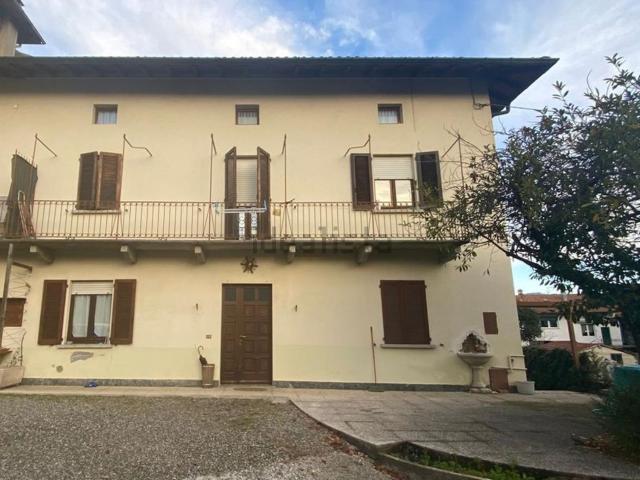Villetta indipendente in vendita di 120 m² in Via C. Cavour