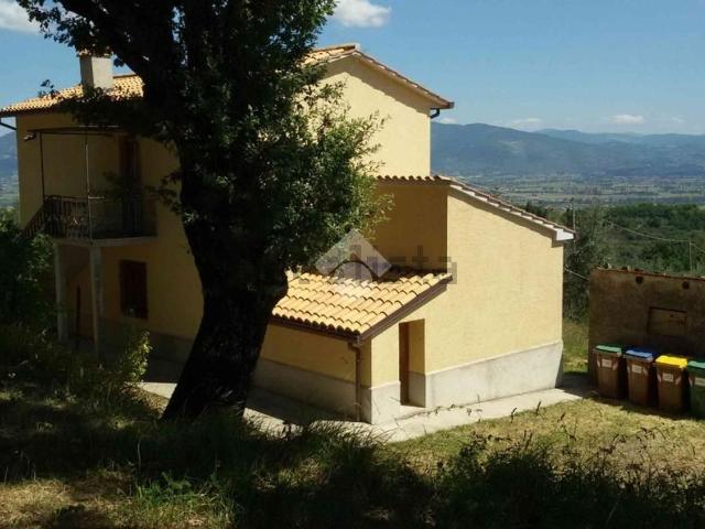 Villetta indipendente in vendita di 120 m² in Via Collemancio